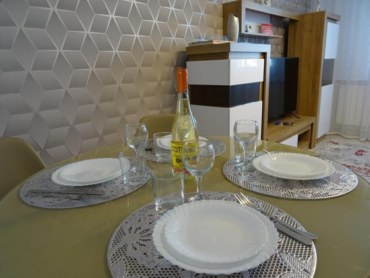 יאשי Carla'S Apart Palas-Hala Centrala 1 Bedroom, Airport Shuttle מראה חיצוני תמונה