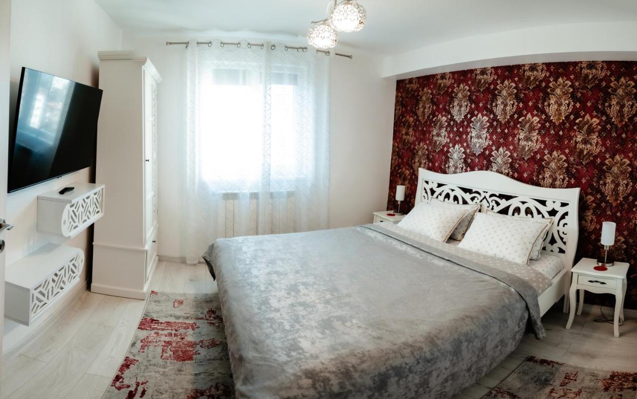 יאשי Carla'S Apart Palas-Hala Centrala 1 Bedroom, Airport Shuttle מראה חיצוני תמונה